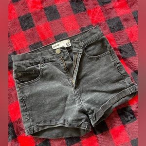 Women’s Garage black jean shorts